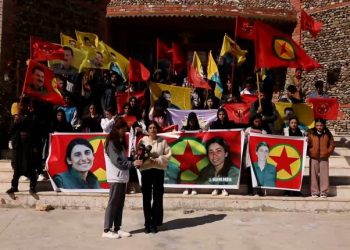 Ciwanên Êzidî Şehîd Bîşeng û Sara bibîr anîn