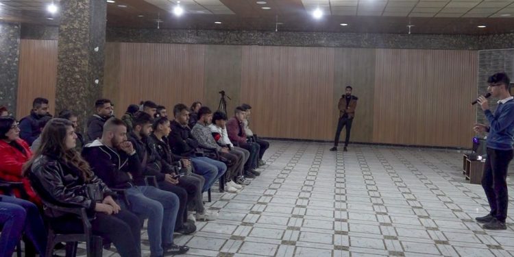 Encumana Ciwanên Kurd semînerekî li ser komployê navnetewî li dar xist