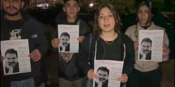 Ciwanên PYD’ê yên Lubnanê ji bo şermezarkirina komployê navnetewî di kolanan de bûn