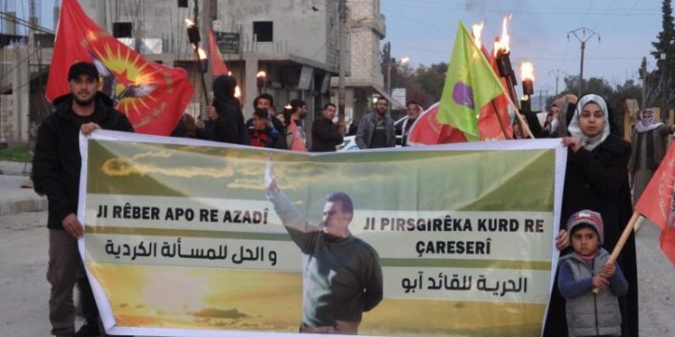 Tevgera Ciwanan a Cirniye Komploya Navneteweyî şermezar kir