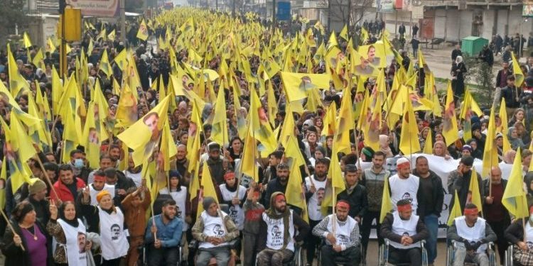 Li Rojavayê Kurdistanê, li dijî Komploya Navnetewî 7 meşên navendî destpêkirin