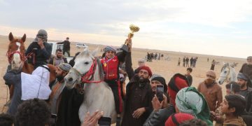 Li Dêrazor tûrnoveyan siwarî tên li dar xistin