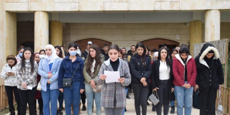 Ciwanên Dirbêsiyê komxebatekî li ser komployê 15’ê Sibatê li dar xistin