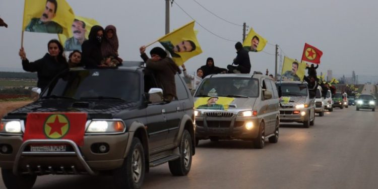 Ciwanên Efrîn û Şehba helwestê xwe ji bo azadiya Rêber Apo nîşan dan