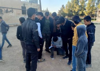 Ciwanên Minbicê beşdarî hemleya komkirina imzeyan ji bo Rêber Apo bûn