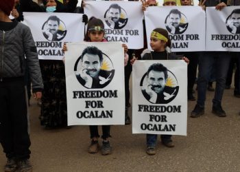 Li meşa li Hesekê peyama “Têkoşîn dê bidome”