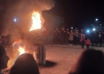 Bi pêşengtiya ciwanan li Şêrewa ya Efrînê Newroz hat pêşwazîkirin