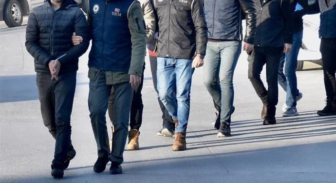 Ji 15 binçavkiriyên Stenbolê 3 jê hatin girtin