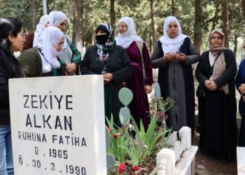 Zekiye Alkan li ser gora xwe hat bibîranîn