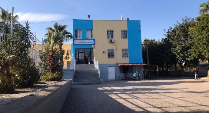 Cîgirê midûr 3 xwendekar tacîz kir