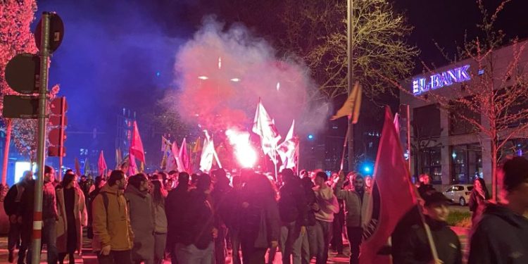 Ciwanên Stuttgartê: Kurd li vir in, Faşîst li ku ne?