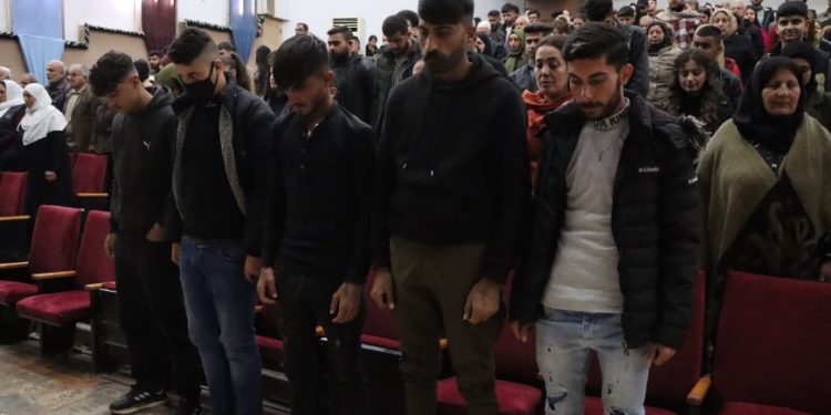 Bi pêşengtiya ciwanan li Qamişloyê filmê gerîla hate pêşandan