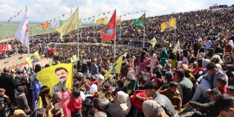 Ji girê Miştenûrê, dergûşa şehîdan berxwedana gerîla hatiyê silav kirin