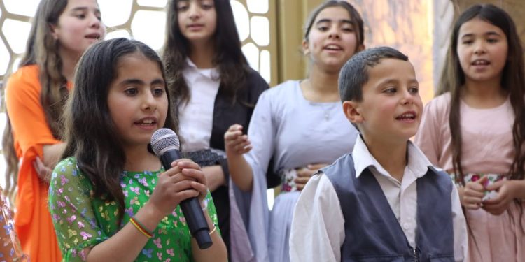 Ciwanên Şoreşger şahiyekê ji bo zarokên şehîdan lidarxist