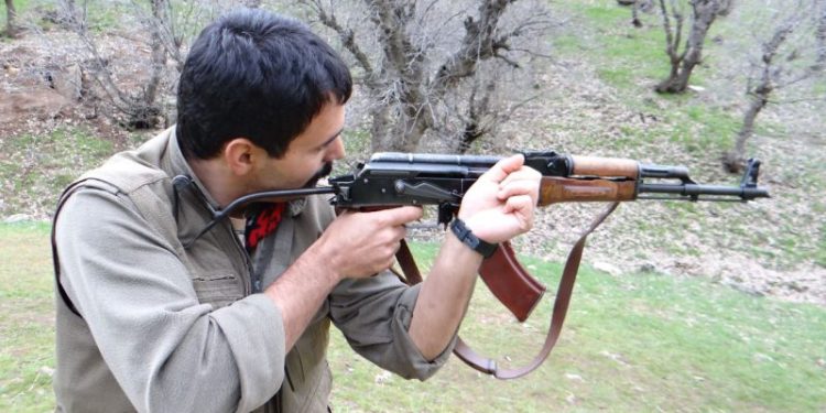 KCR: Em hevrêyê xwe yê hêja û fermandar Heval Tolhildan bi rêzdarî û minetdarî bi bîr tînin!