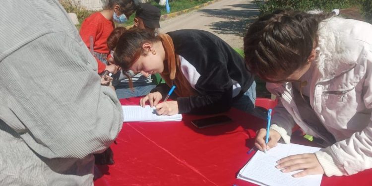 Ciwanên PYD li Qamişlo beşdarî hemleya komkirina imze bûn