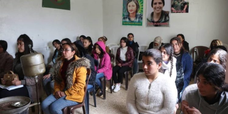 Jinên Ciwan ên PYD’ê yên Şehba civîna xwe ya salane li darxistin