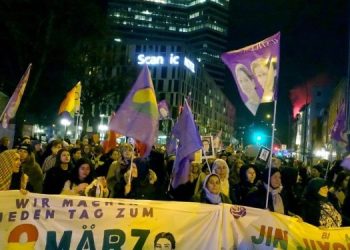 8’ê Adarê li Hambûrgê bi coşeke mezin hat pîrozkirin