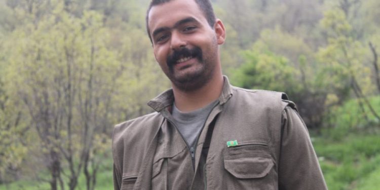 KCR: Em hevrêyê xwe yê hêja û fermandar Heval Tolhildan bi rêzdarî û minetdarî bi bîr tînin!