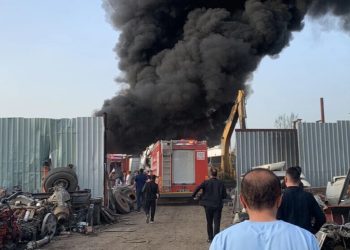 Milîsên HBDH’ê li Bûrsayê agir berdan febrîqeyekê