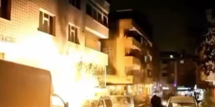 Çalakiya MAK bi bombeyên destan û molotofan li navçeya Sêrt pêk hat