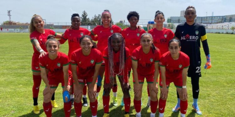 Tîma Futbolê ya Jinan a Amedsporê Hêza Colemergê 3-1 têk bir