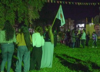 Bi pêşengiya ciwanên PYD’ê rojbûna 75’emîn a Rêber Apo hat pîroz kirin