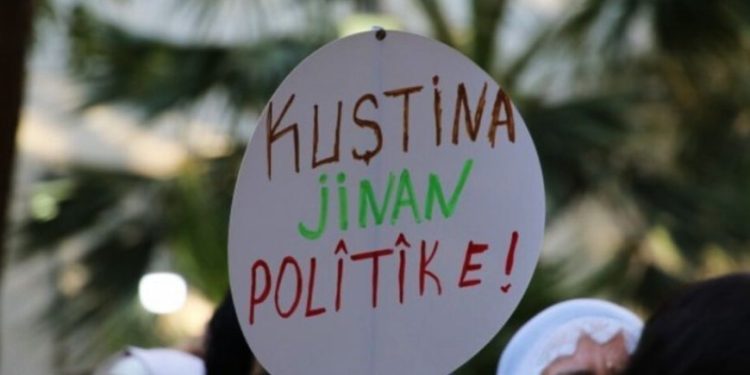 Li Dirbêsiyê cenazeyê jinekê hate dîtin