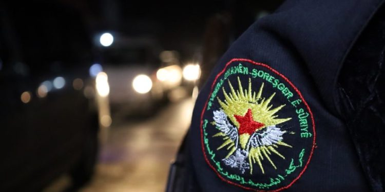 Ciwanên HPC ya Kobanê bajarê xwe diparêzin