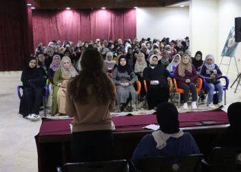 Jinên Ciwan ên Herêmên Rizgarkirî bi boneya rojbûna Rêber Apo semînerekî dan