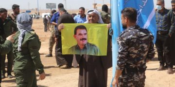 Li Dêrazor bi çandina daran gel rojbûna 75’emîn a Rêber Apo pîroz kir