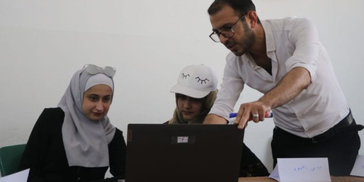 Li Reqa kursên kompîtur ji bo ciwanan