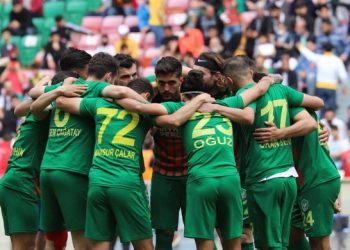 Şaredarî dê ji bo maça Amedsporê li bajar ekranên ledê dane