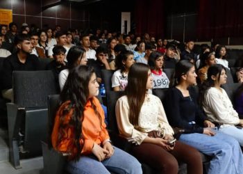 Tevgera Xwendekaran a Kobanê civînekî girseyî li darxist