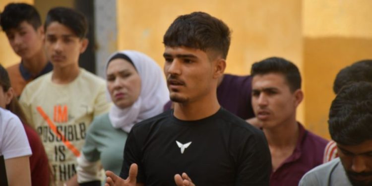 Tevgera Xwendekaran li Reqa civînên girseyî li darxist