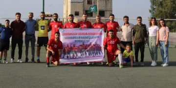 Li Kobanê serkeftina Amed Spor hat pîroz kirin