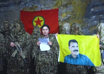 Em bi ruhê berxweder ên Şehîd Bişeng û Şehîd Sara tevlî Rêbertî dibin