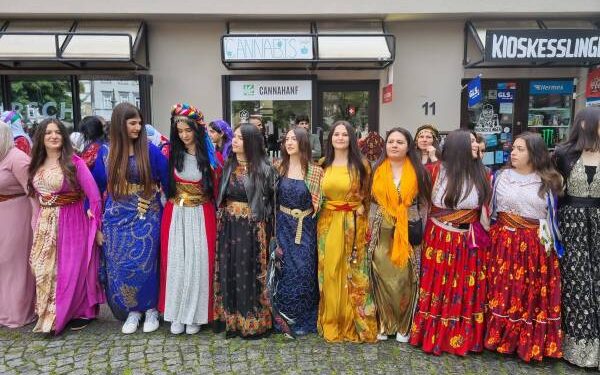 Mîhrîcanê îsal têkoşîna jinên Kurdistanê nîşan dide