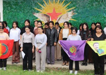 Tevgera Jinên Ciwan a Mexmûrê piştgirî da pengava xweparastinê