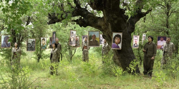 Ji Awazê Çiya klîba ji bo bîranîna Şehîdên Gulanê