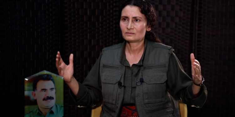 Besê Hozat: Divê teqez em azadiya fîzîkî ya Rêbertî pêk bînin