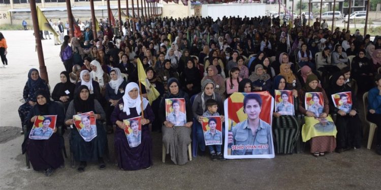 Sersaxî ji malbata şehîd Viyan Hilo re hat xwestin