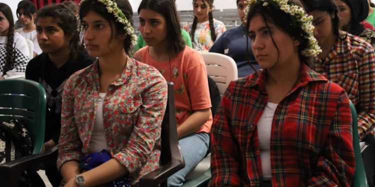 Xwendekarên Jin li Şehba civînekî lidarxistin