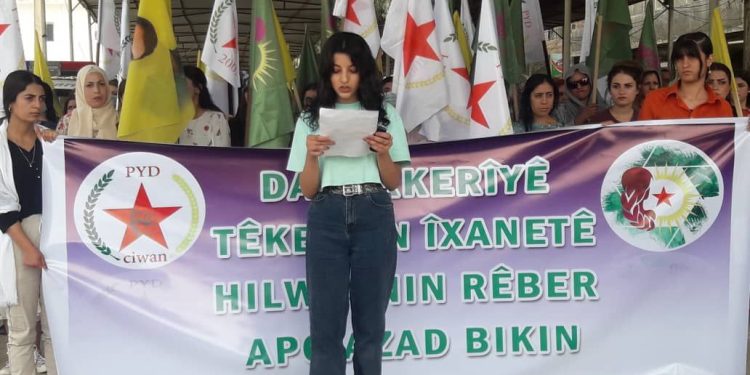 Jinên Ciwan ên PYD’ê li Dirbêsiyê tecrîdê li ser Rêber Apo şermezar kirin