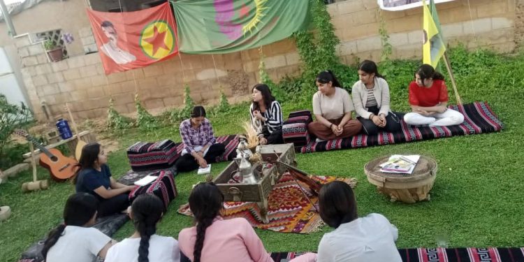 Li bajarê dirbêsiye kampa Jinen Ciwan a “Çawa Bijîn” hat vekirin