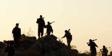 Gerîla li Metîna lêda: Artêşa Tirk bi helîkopteran cenazeyên leşkerên xwe dibe Colemêrgê