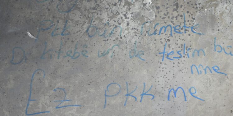 ‘Ez PKK’î me… di pirtûka me de teslîmbûn tineye’