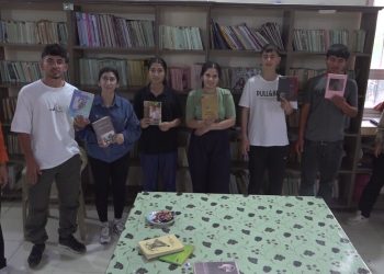 Ciwanên Mexmûrê:Pirtûkên Rêbertî riya xwegihandina heqîqetê ye