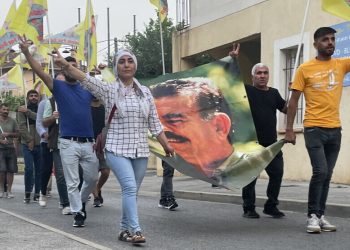 Li Dragûîgnanê Kurd ji bo Rêberê Gelê Kurd meşiyan