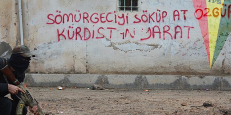 Milîsên Selman Yalvaç ê YPS li Colemêrgê du wesayîtên bi tîpa kîrpî hedef girtin